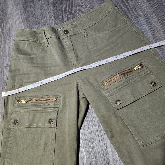 Vintage Y2K Illegal kaki flared cargo jeans with front pockets & zippers - Picture 12 of 16